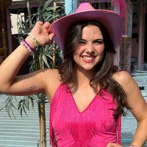 Meet your Posher, Eliza